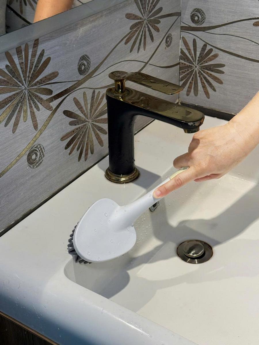 Bàn Chải Nhà Tắm Tay Cầm